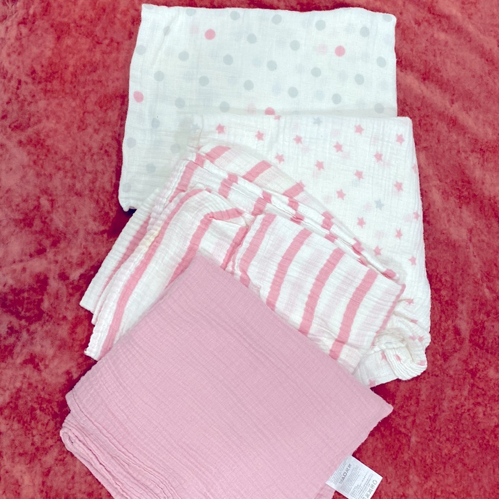 4 swaddle blankets Aden pink